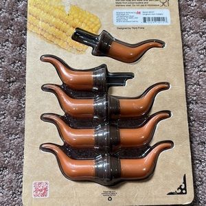 DCI LONGHORN CORN HOLDERS NWT